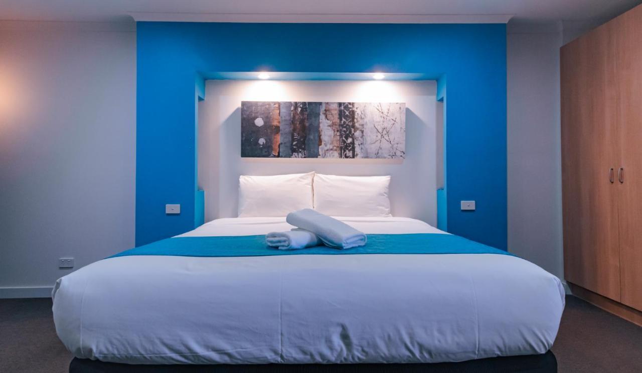 Tropicana Motor Inn Коув Экстерьер фото