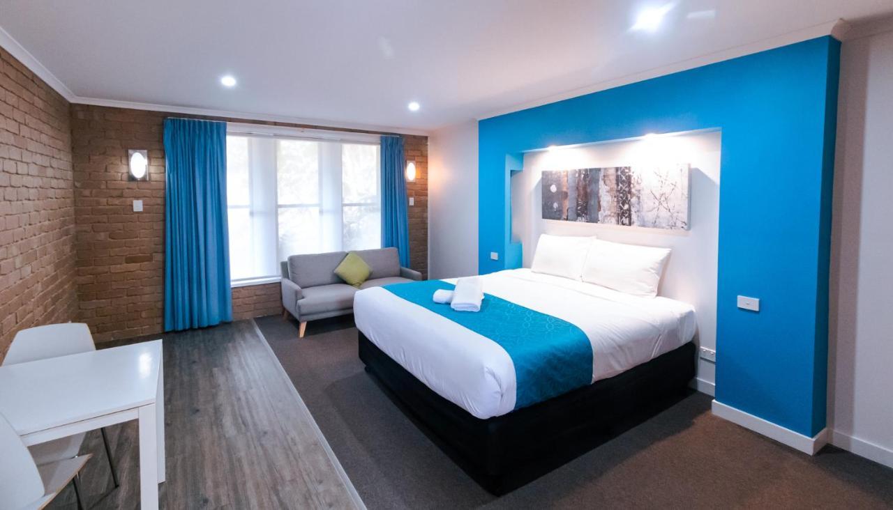 Tropicana Motor Inn Коув Экстерьер фото